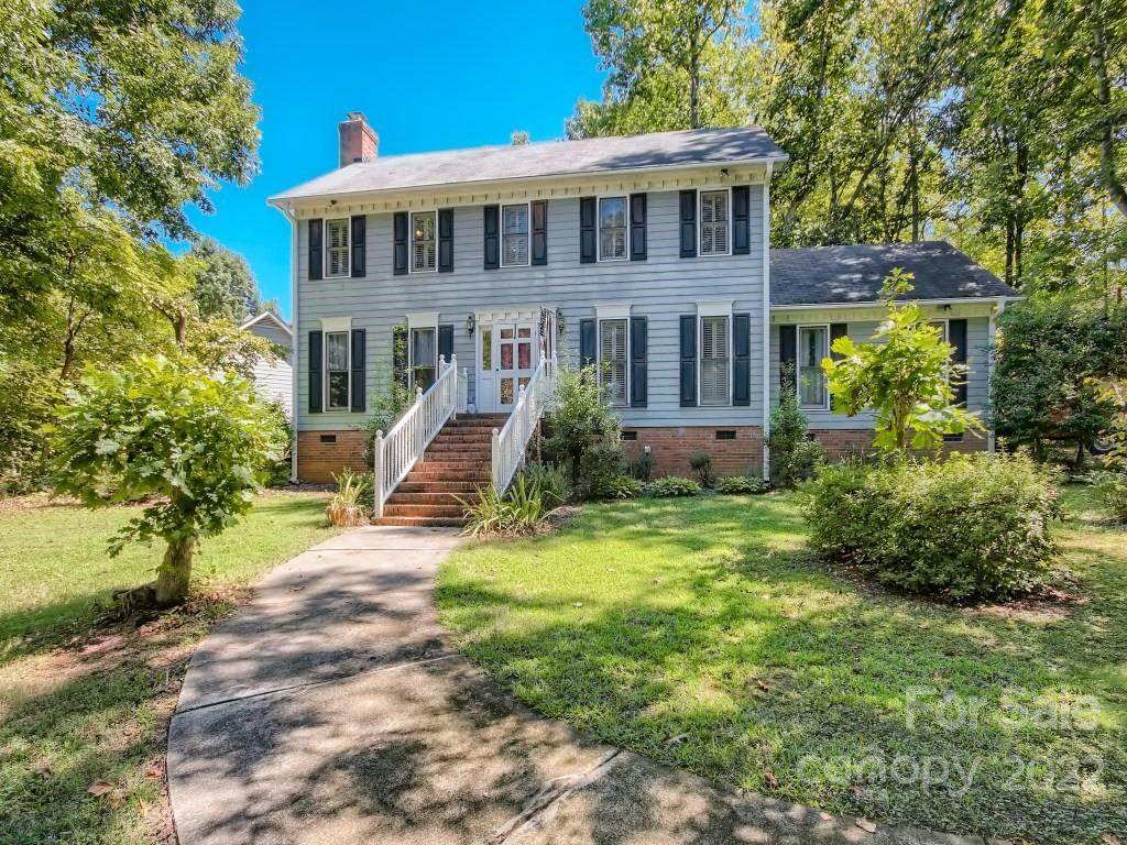 9136 Surrey Road - Photo 1