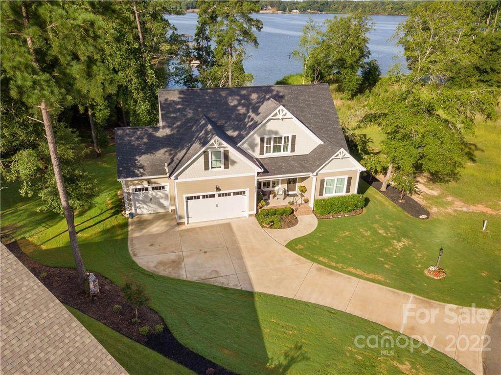9465 Tradewinds Court - Photo 1