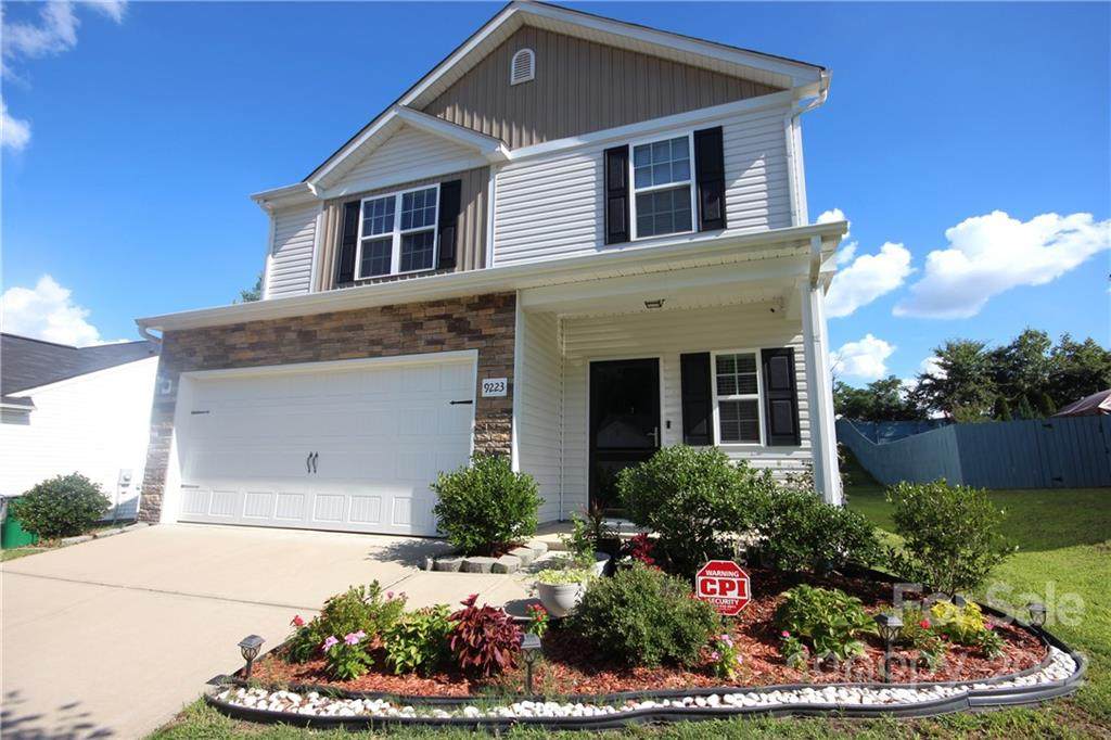 9223 Avery Meadows Drive - Photo 1