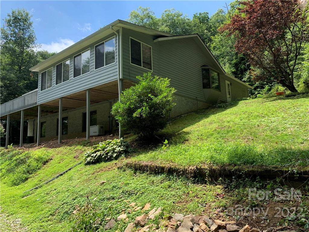 300 Orchard Drive - Photo 1