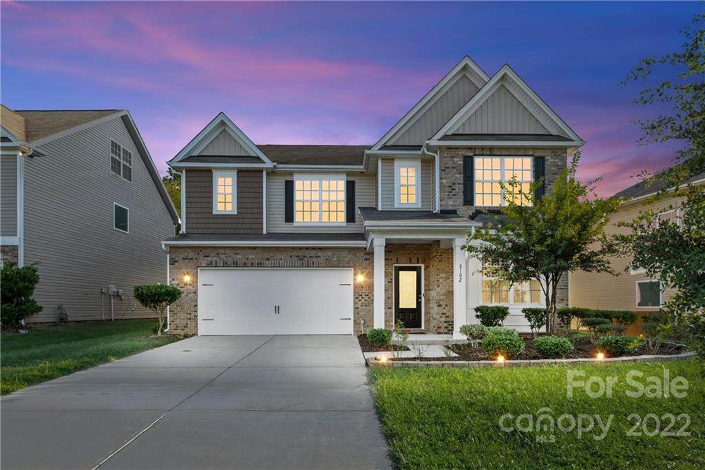 8102 Kelburn Lane - Photo 1