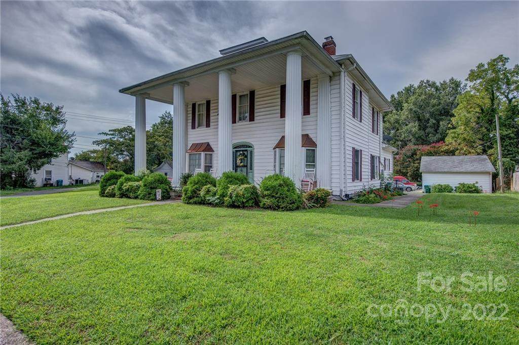 301 Virginia Avenue - Photo 1
