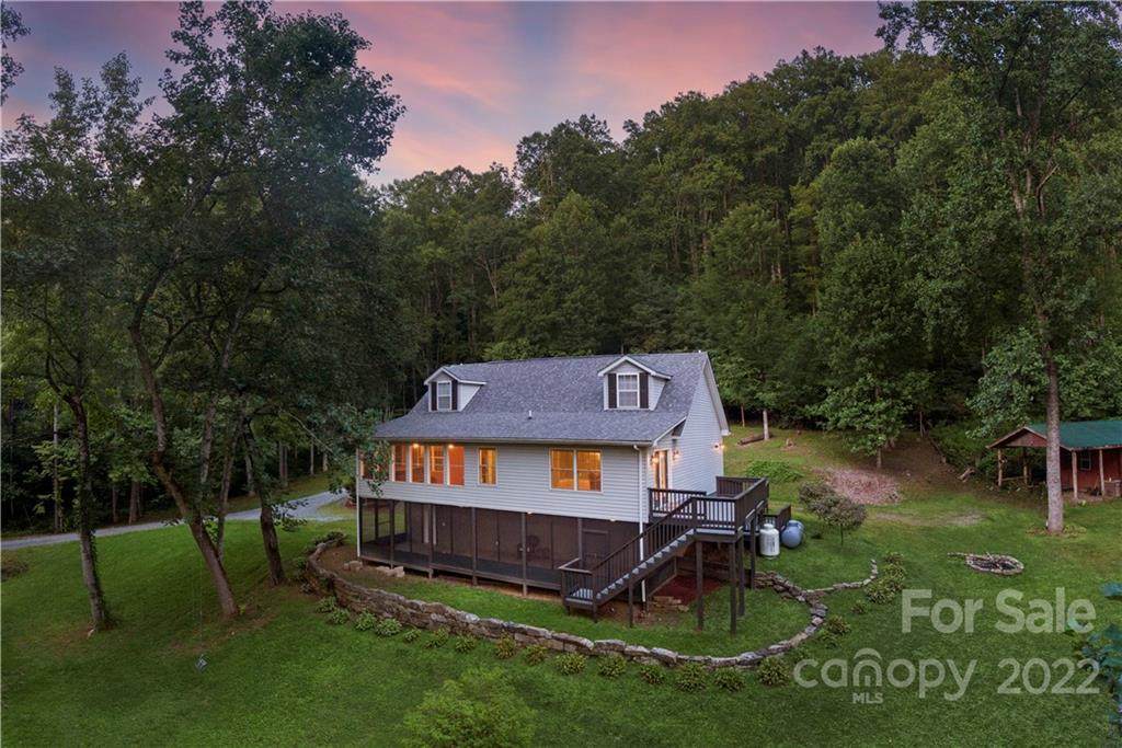 518 Icicle Ridge - Photo 1