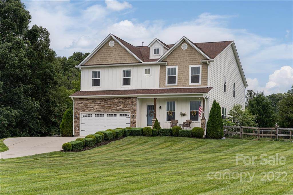 18 Glen Coe Drive - Photo 1
