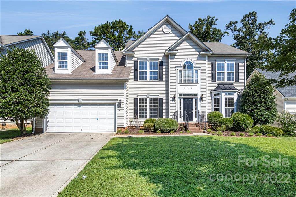 910 Elrond Drive - Photo 1