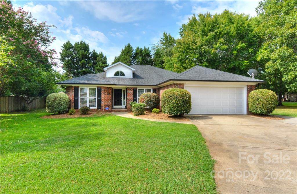 3907 Brittany Court - Photo 1