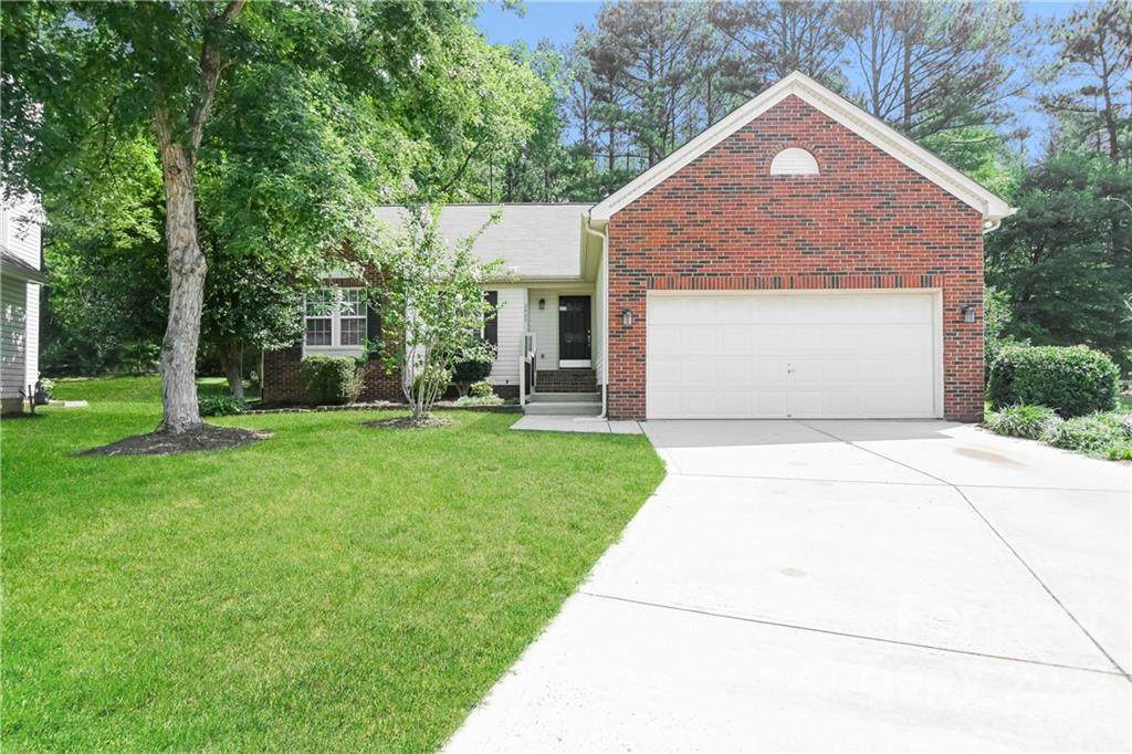 2889 Shadow Brook Court - Photo 1