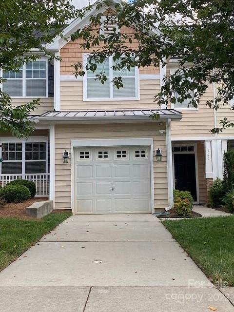 723 Winding Way - Photo 1