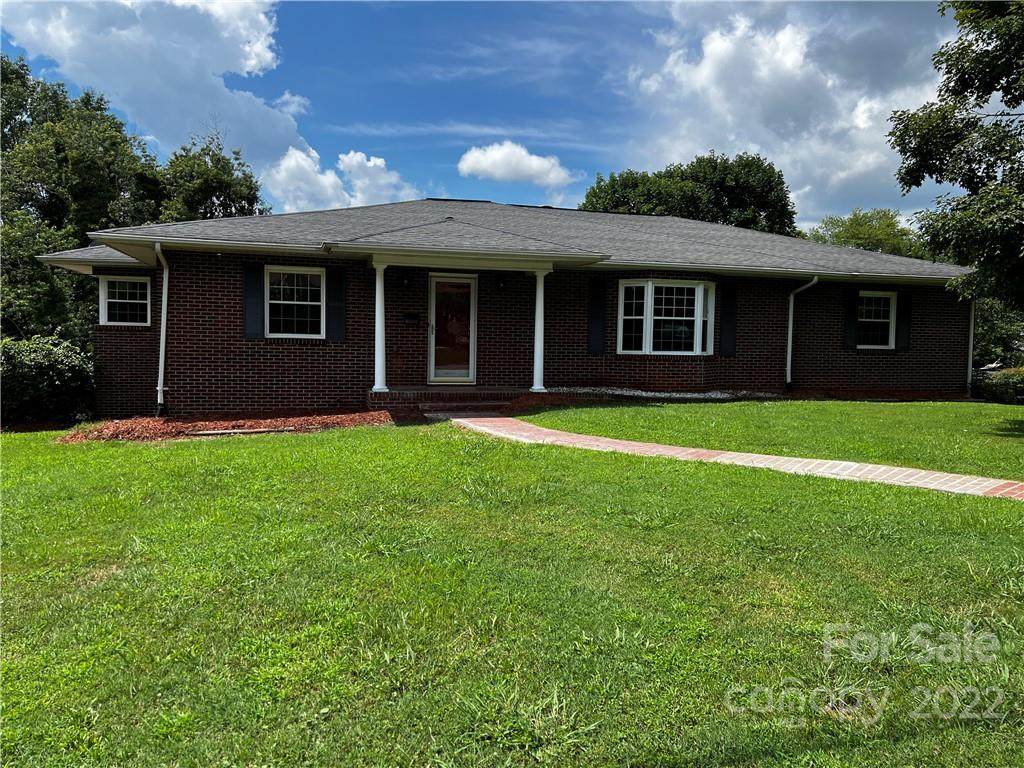 532 Mountain View Street - Photo 1