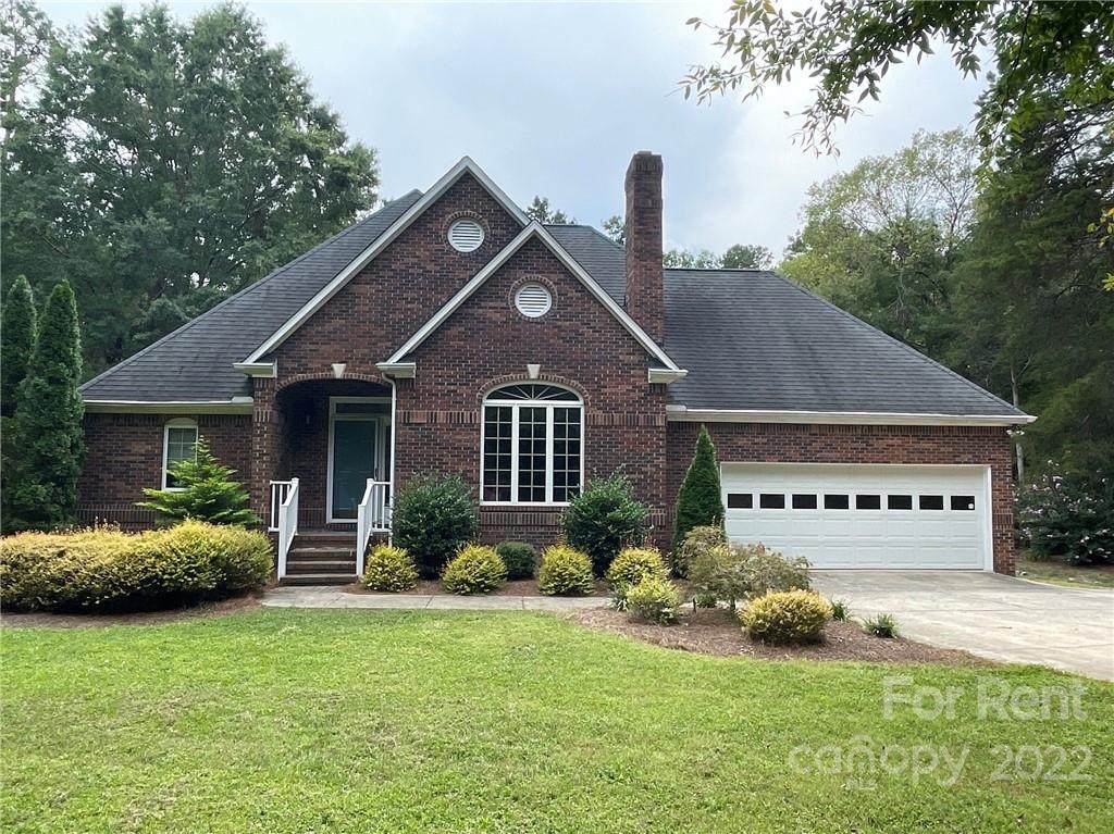 1100 Berkeley Place - Photo 1