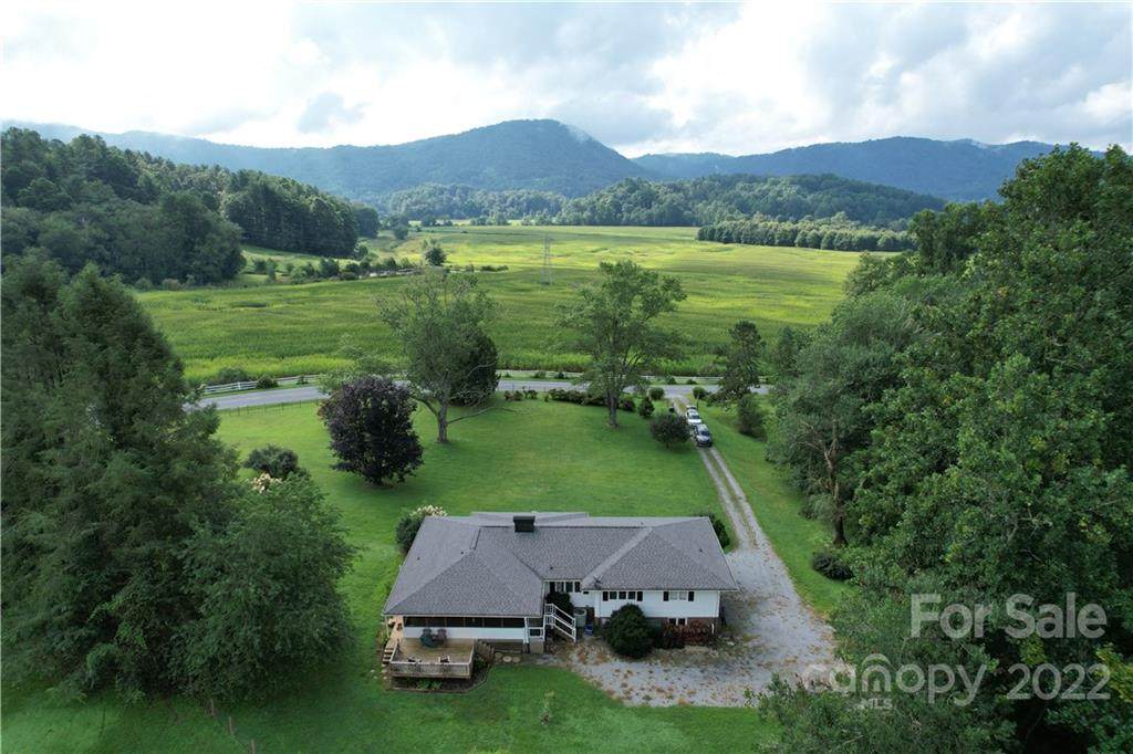 820 Country Club Road - Photo 1