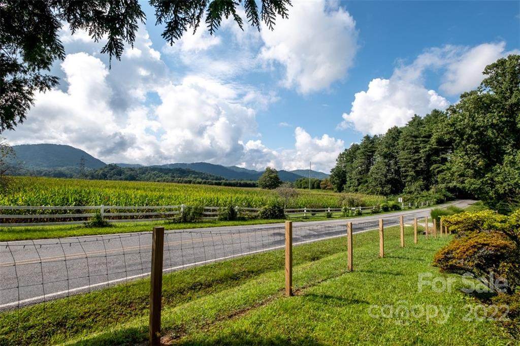 820 Country Club Road - Photo 1