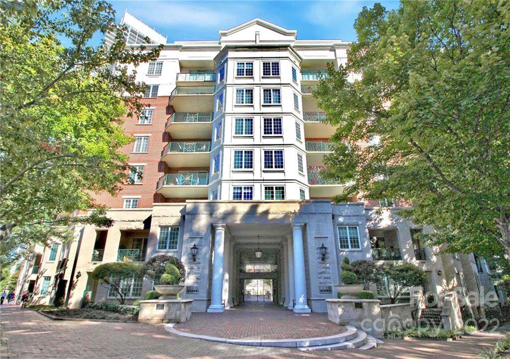 300 5th Street - Photo 1