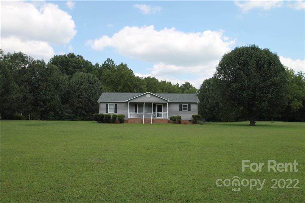 2784 Gordon Road - Photo 1