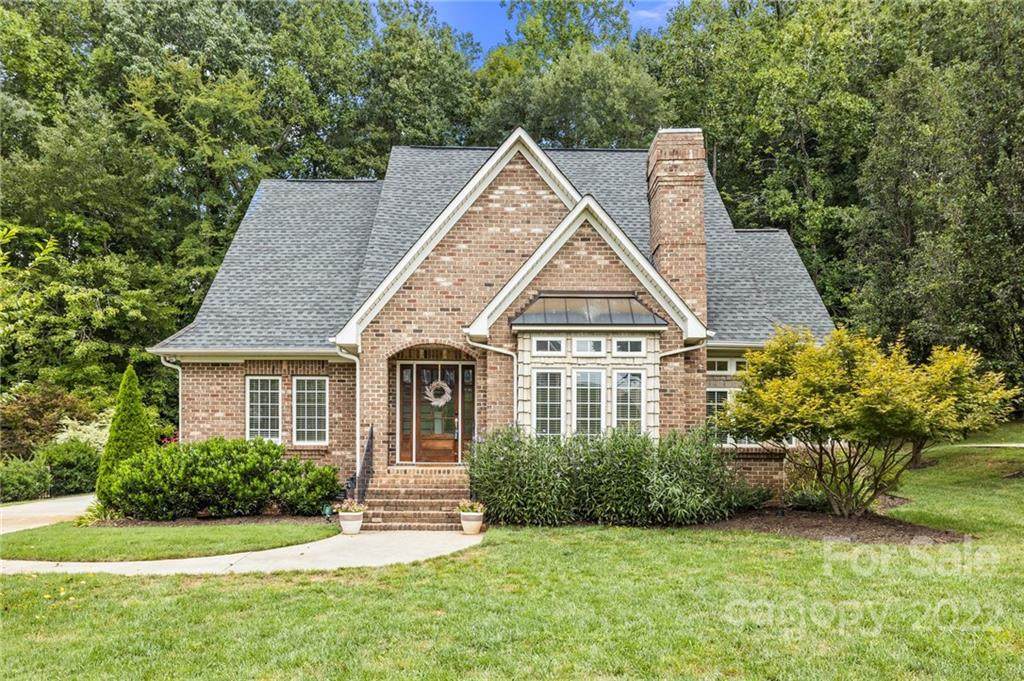 2560 Shaggy Bark Court - Photo 1