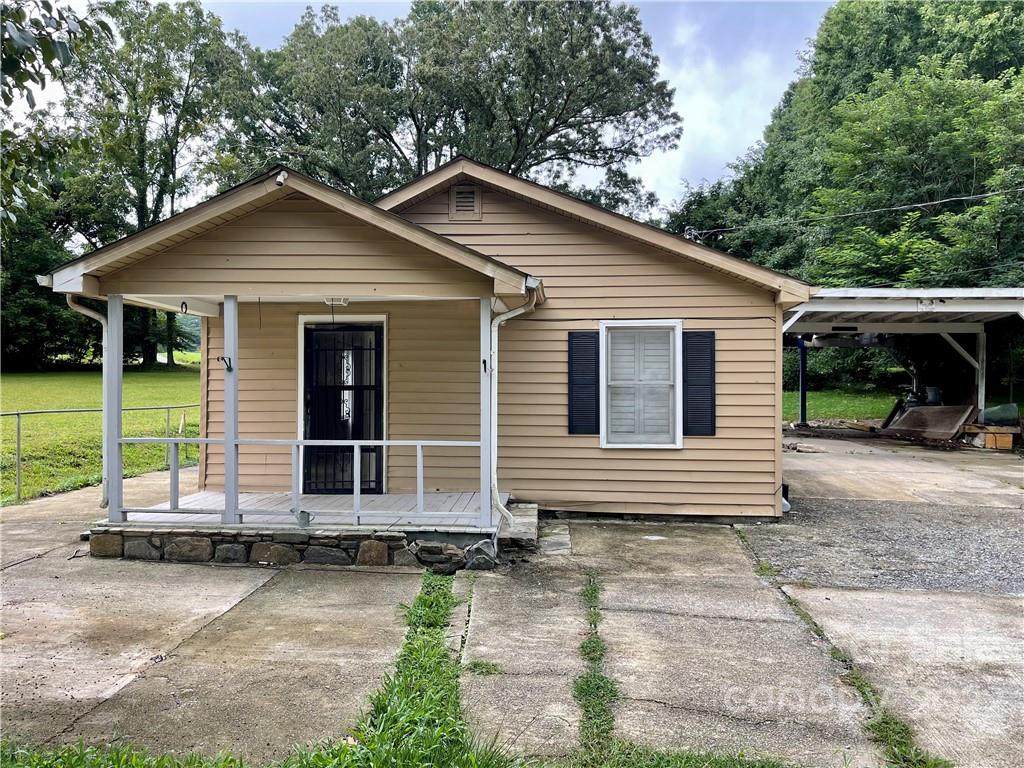 107 Crest Road - Photo 1