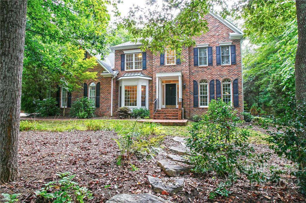 342 Red Fox Circle - Photo 1