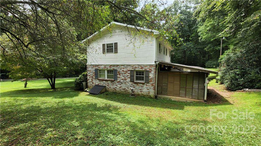 23 Averys Drive - Photo 1