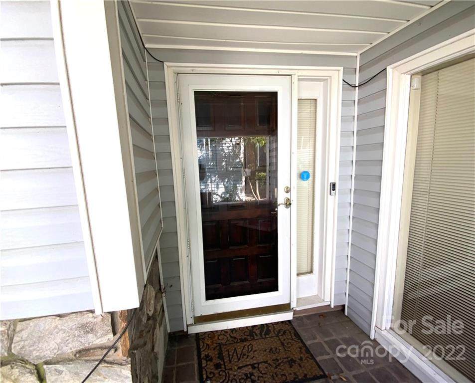 1700 Renard Ridge Road - Photo 1