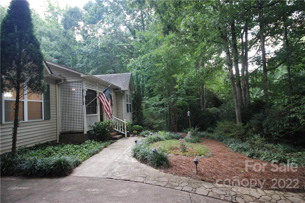 154 Overcreek Road - Photo 1