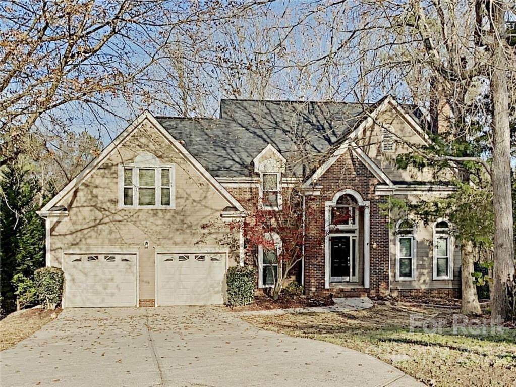 6926 Wolf Run Drive - Photo 1