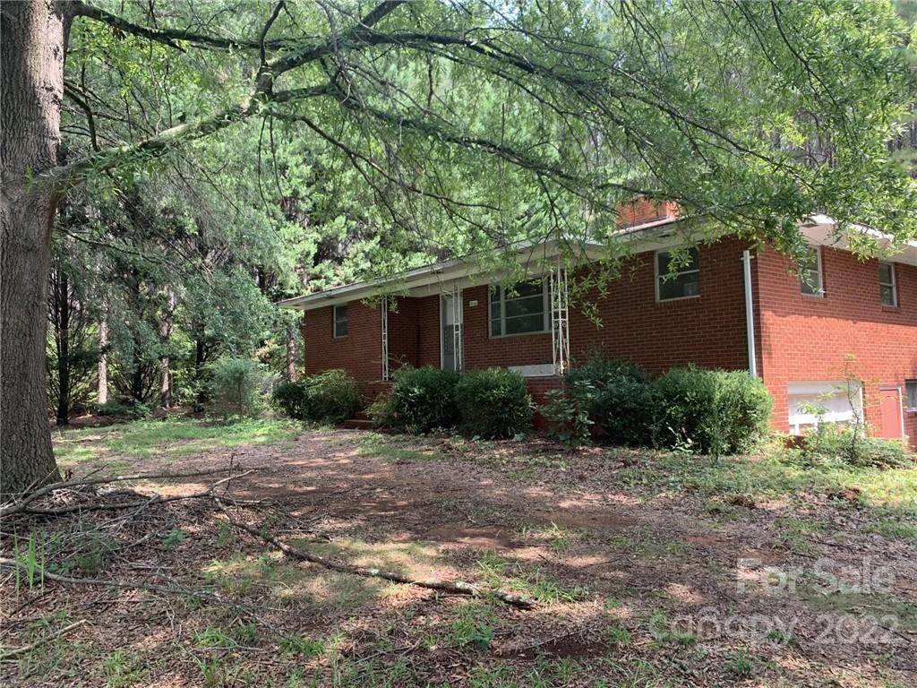 1536 Mountain Creek Road - Photo 1