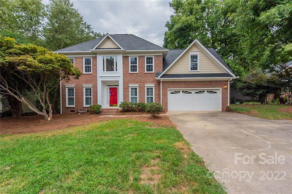 1466 White Hall Place - Photo 1
