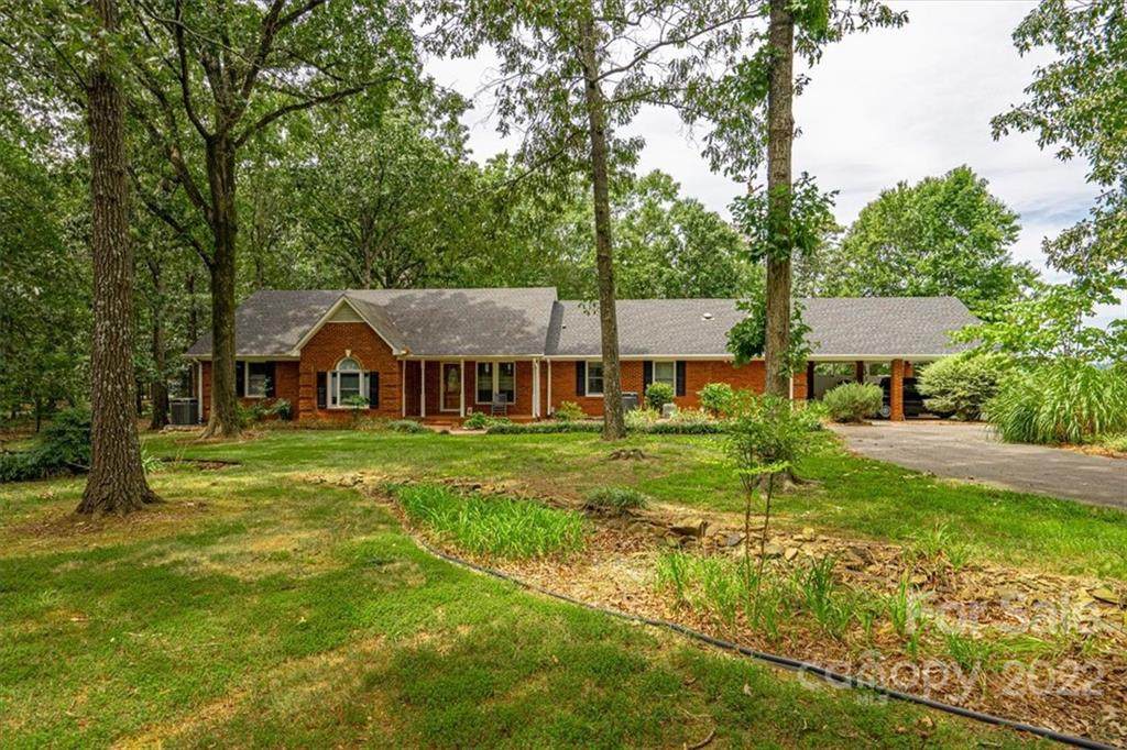 5112 Dudley Road - Photo 1
