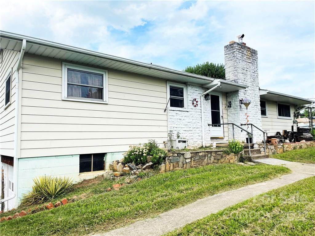 11 Collette Street - Photo 1