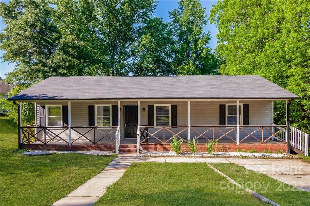 108 Boston Avenue - Photo 1