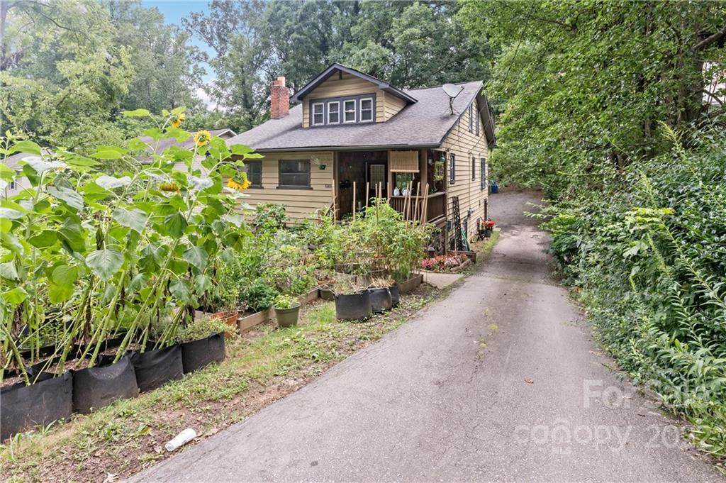 141 Louisiana Avenue - Photo 1