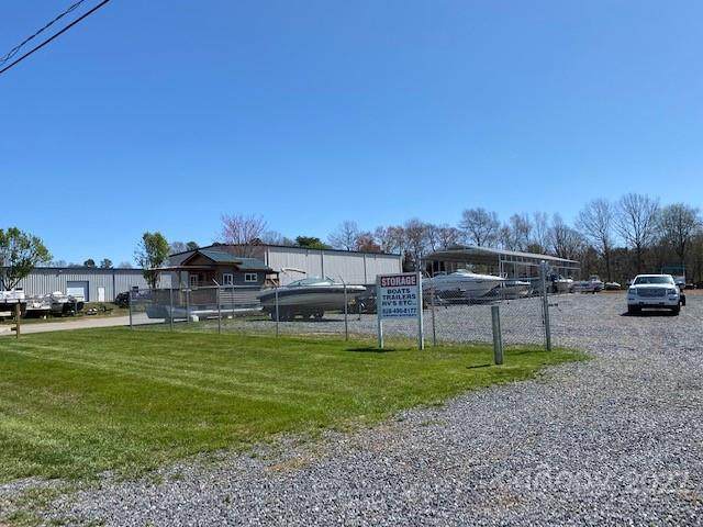 221 33rd Street Drive - Photo 1