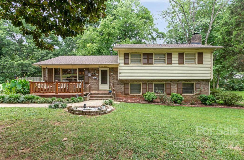 5200 Carriage Drive Circle - Photo 1