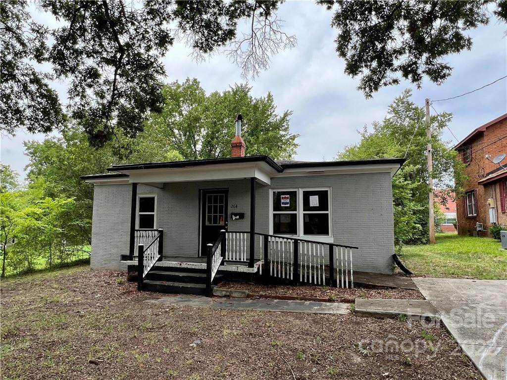 264 Lincoln Street - Photo 1