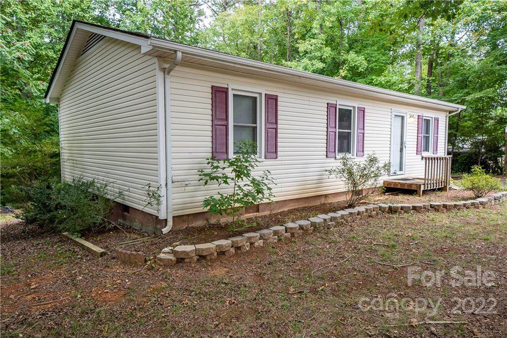 1420 Columbus Street - Photo 1