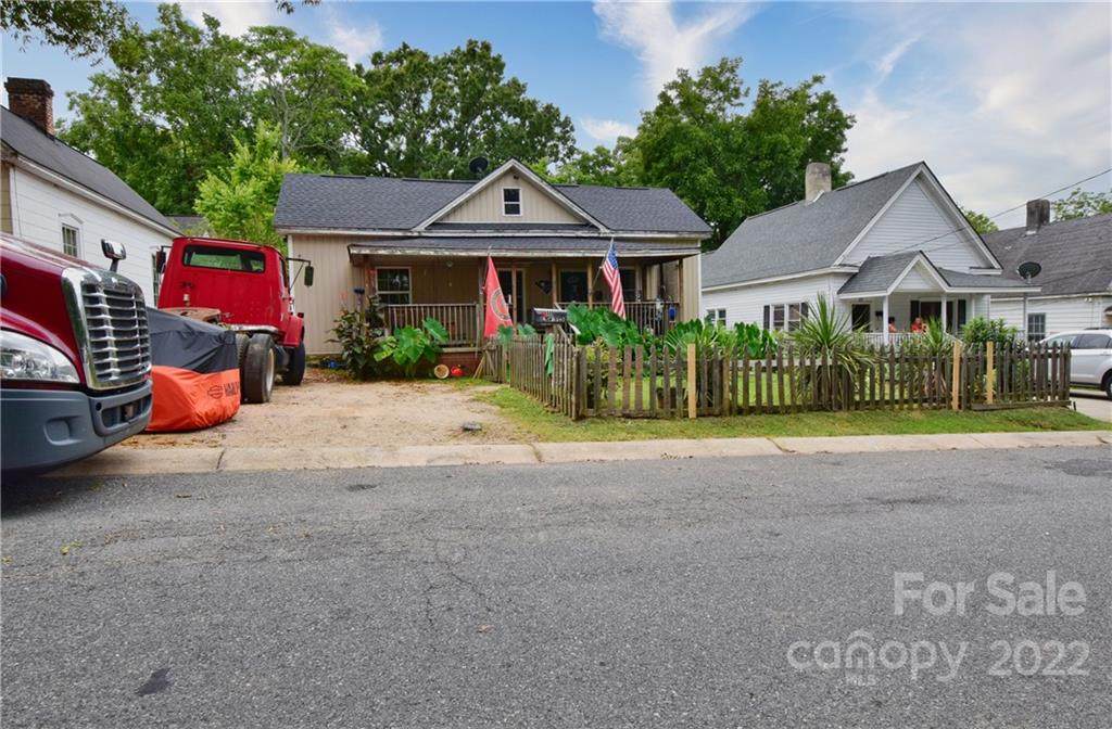 111 Lacy Street - Photo 1