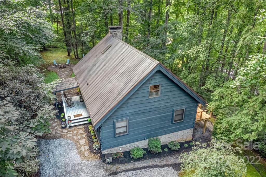 1305 Old Balsam Road - Photo 1