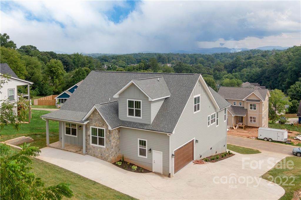 112 Meadow Breeze Road - Photo 1