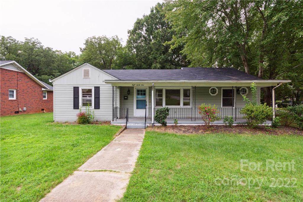 839 Maple Avenue - Photo 1