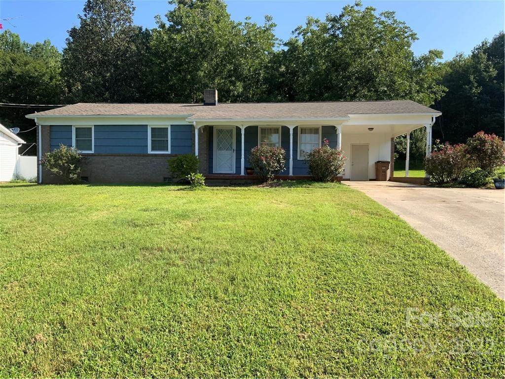 205 Kenwood Drive - Photo 1
