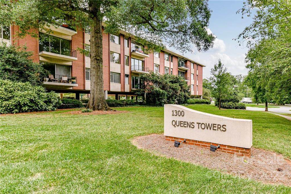 1300 Queens Road - Photo 1