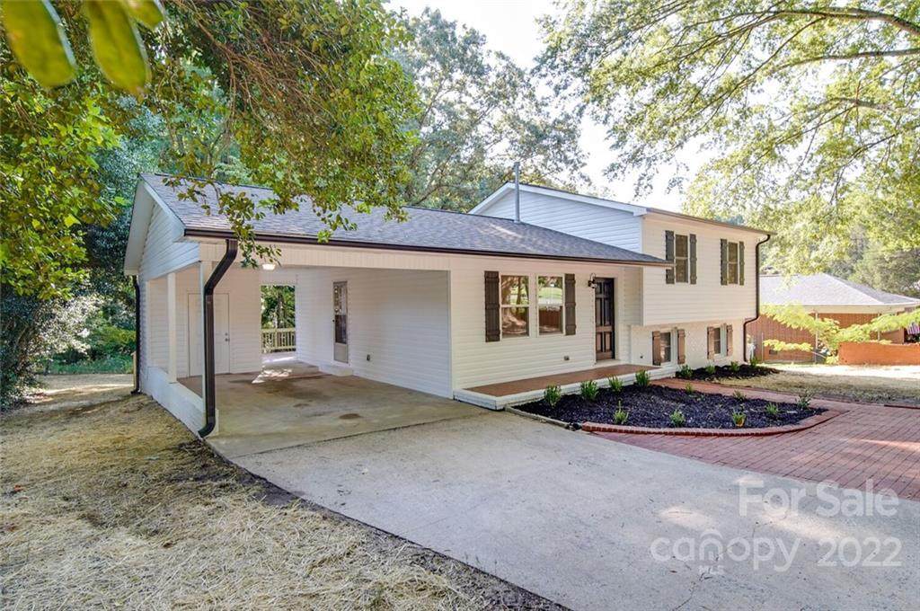 306 Milford Drive - Photo 1