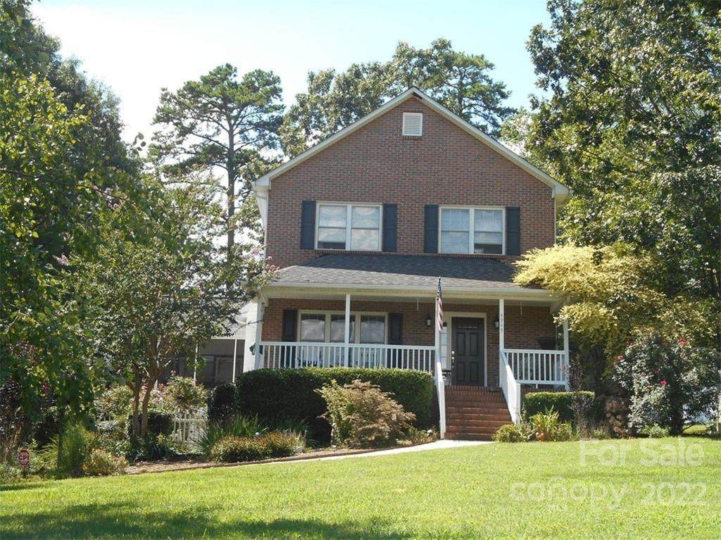 4945 Moonlite Bay Drive - Photo 1