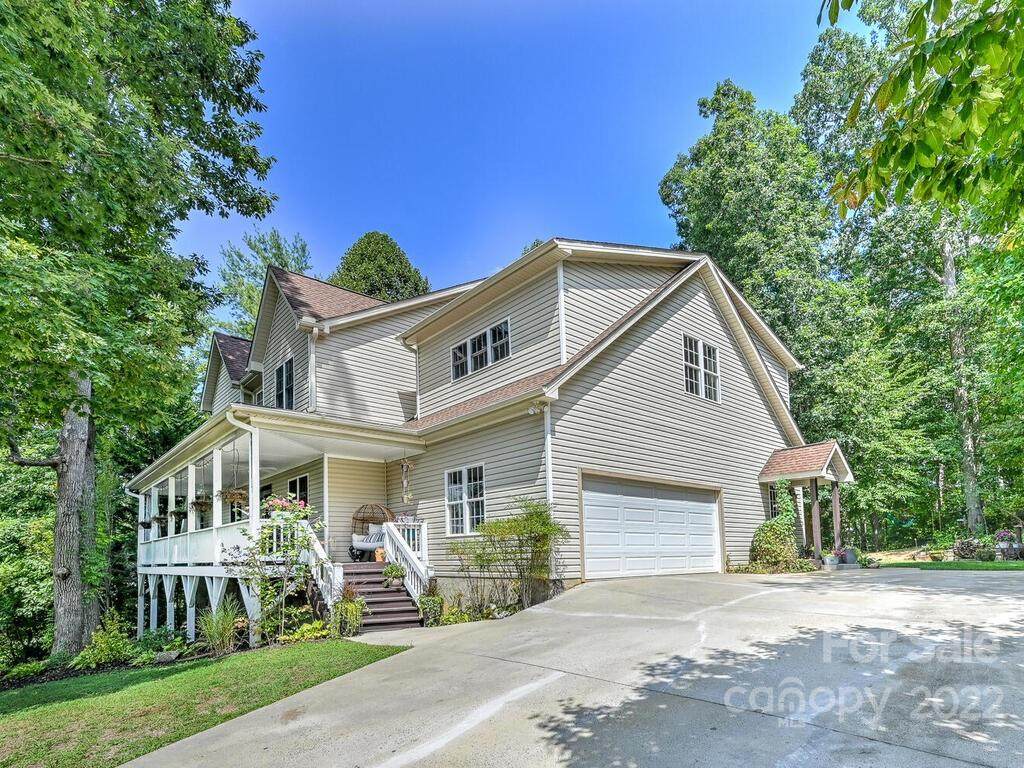 89 Jupiter Hills Road - Photo 1