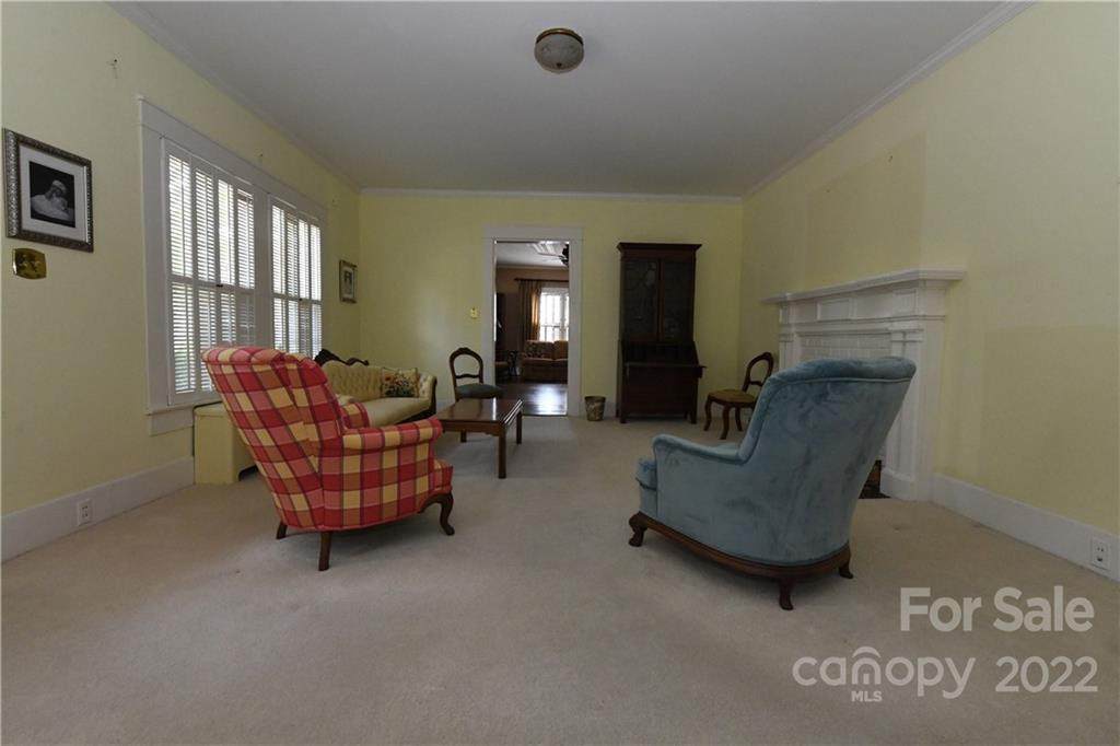 156 Walnut Street - Photo 1