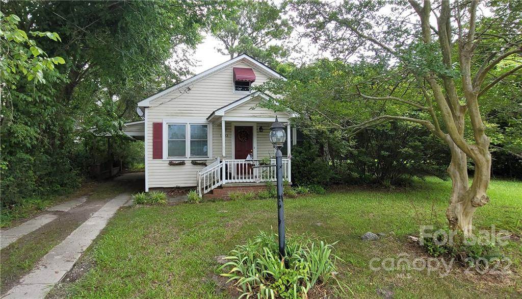1403 Woodville Road - Photo 1