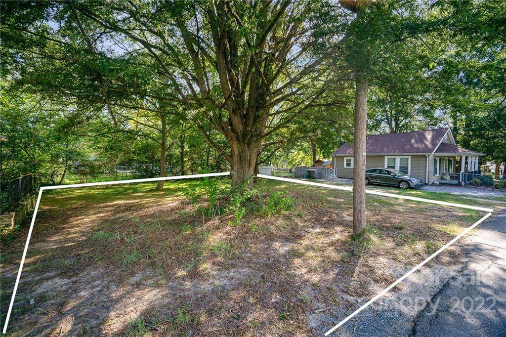 000 Rice Street - Photo 1