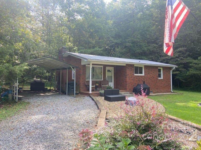 1314 Buckhorn Tavern Road - Photo 1