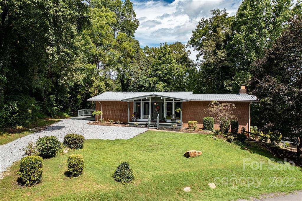 247 Snyder Drive - Photo 1