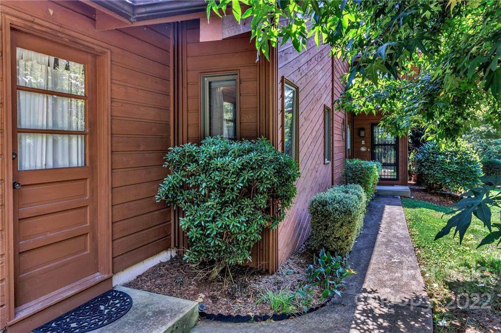 601 Woodfield Drive - Photo 1